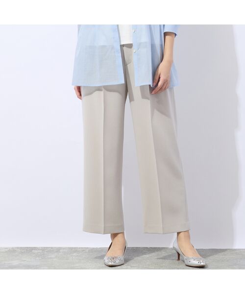 Liliane Burty ECLAT（Sサイズ） / リリアンビューティ エクラ その他パンツ | 【洗える・防しわ・接触冷感】センタープレスパンツ裏地なし（ライトベージュ）