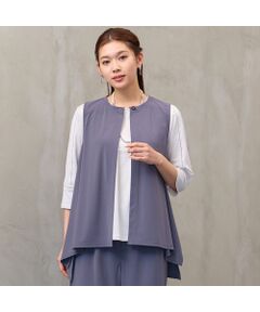 ■商品紹介■<br><b>【洗える】【セットアップ対応】</b><br><font color='#0063B1'>◆セットアップでも楽しめる！揺れ感がエレガントなベスト◆<br></font><br>ドライタッチの強撚スムースを使用したベストです。<br>落ち感が美しく軽やかに羽織っていただけます。<br><br>イレギュラーヘムがポイントになったデザインで、歩く度に揺れる裾がとってもフェミニン。<br>上品なクルーネックに第一釦をつけた軽やかな仕立てです。<br><br>シリーズのパンツとセットアップで着用可能です。<br>パンツ…製品品番12053541<br><br>・手洗い可<br><br>【モデル身長166cm】<br><br><br>■コーディネート■<br>シリーズのパンツと合わせれば今どきのエレガンススタイルが完成！<br>もちろんＴシャツやチュニックにさっと羽織るだけで品良く決まります。<br>着こなし次第でオンオフで着まわせるアイテムです。<br><br><br>■商品特性■<br>素材の厚さ：やや薄い<br>素材の透け感：やや透ける<br>素材の光沢：光沢がない<br>素材の伸縮性：ある<br><br><br>■コンセプト■<br>旬なデザイン、素材を使ったトレンドアイテムから上質で高級感溢れるエレガンスアイテムまでを揃えたタウンコーディネートブランド。<br><br>＊撮影環境により光の当たり具合で色味が違って見える場合があります。<br>＊商品画像はサンプルのため、色味やサイズ、プリント位置、仕様などに変更がある場合があります。<br>＊取扱い表示をご確認の上、着用をお願いします。<BR>