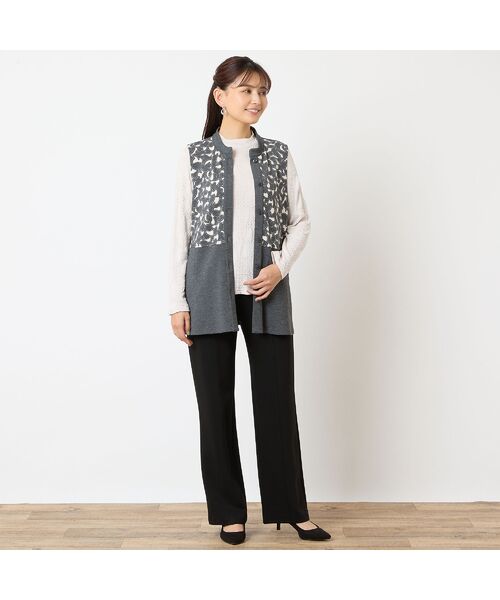 LOBJIE / ロブジェ ベスト | 【洗える・アンサンブル可能】花柄オパール加工ベスト | 詳細8