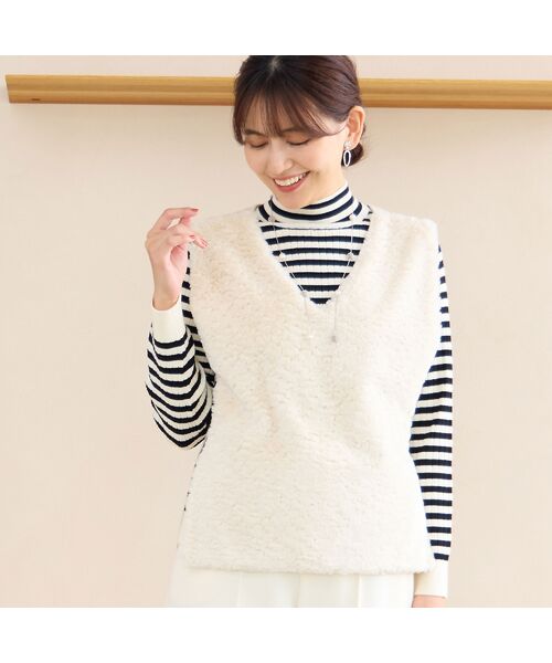 LOBJIE / ロブジェ ベスト | サイドベルトつき フェイクファーベスト | 詳細1