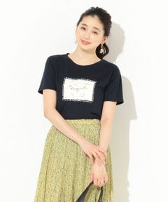 ボックスフラワープリント Tシャツ