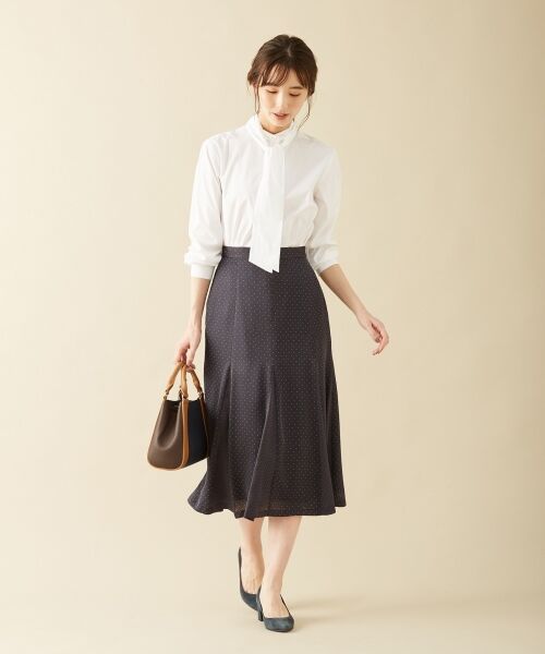 L size ONWARD(大きいサイズ) / エルサイズオンワード トップス | 【伸縮性素材】SOMELOS JOYCE バンドカラー ブラウス | 詳細1