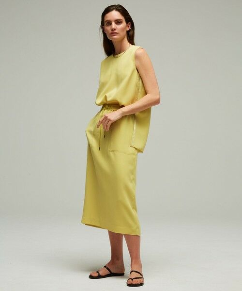 L size ONWARD(大きいサイズ) / エルサイズオンワード ミニ・ひざ丈スカート | 【マガジン掲載】 Fluid Back Satin ドロスト スカート(番号CK32) | 詳細3