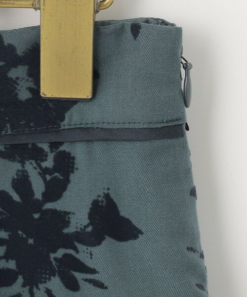 L size ONWARD(大きいサイズ) / エルサイズオンワード ミニ・ひざ丈スカート | フラワーブーケフロッキー スカート | 詳細11