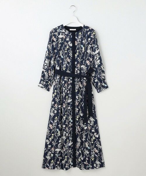 L size ONWARD(大きいサイズ) / エルサイズオンワード ロング・マキシ丈ワンピース | 【WEB&一部店舗限定・新色追加・定番人気・着用動画あり】ハーバルフロープリント8分袖 ワンピース（［新色］ネイビーベース）