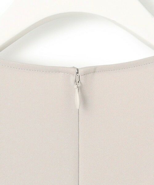 L size ONWARD(大きいサイズ) / エルサイズオンワード シャツ・ブラウス | 【UVカット・防シワ・速乾・洗える】Fied タックデザインブラウス | 詳細8