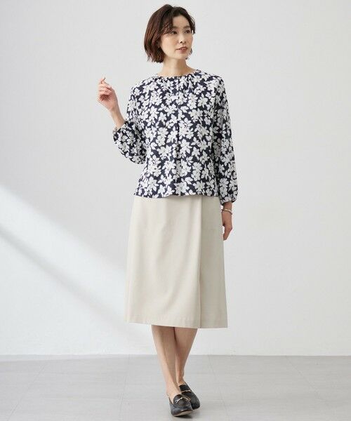 ブラウス シャツ モノトーンフラワープリントボートネック ブラウス レディース ANAYI ブラウス シャツ モノトーンフラワープリントボートネック