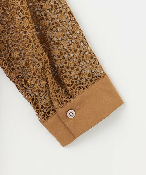 L size ONWARD(大きいサイズ) / エルサイズオンワード シャツ・ブラウス | 【ドラマ「明日はもっと いい日になる」着用】【洗える】ジオメトリックフラワーレースクロップド丈シャツ ブラウス | 詳細14