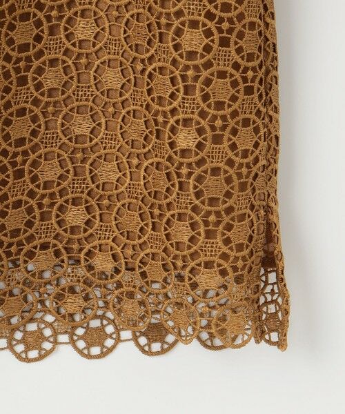 L size ONWARD(大きいサイズ) / エルサイズオンワード シャツ・ブラウス | 【ドラマ「明日はもっと いい日になる」着用】【洗える】ジオメトリックフラワーレースクロップド丈シャツ ブラウス | 詳細16