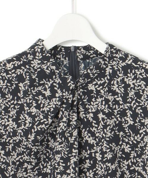 L size ONWARD(大きいサイズ) / エルサイズオンワード シャツ・ブラウス | 【洗える】シャドーリーフ プリント ブラウス | 詳細10