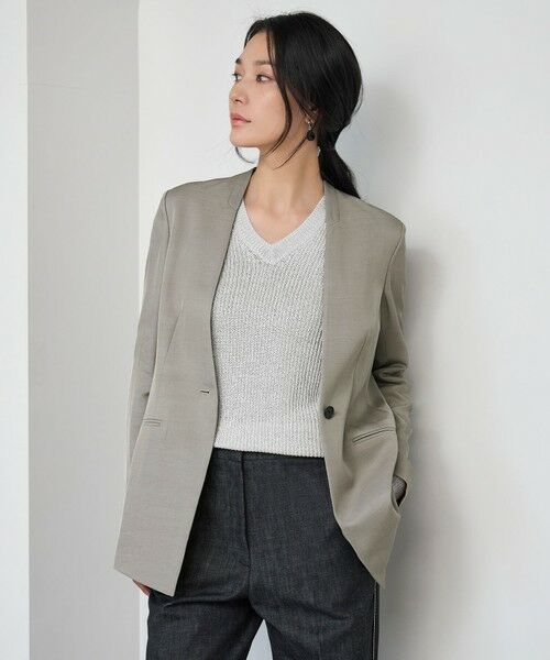 L size ONWARD(大きいサイズ)/エルサイズオンワード Vi/Ly/Liツイル ノーカラージャケット カーキ系 48 L size ONWARD(大きいサイズ)/エルサイズオンワード Vi/Ly/Liツイル ノーカラージャケット カーキ系 48