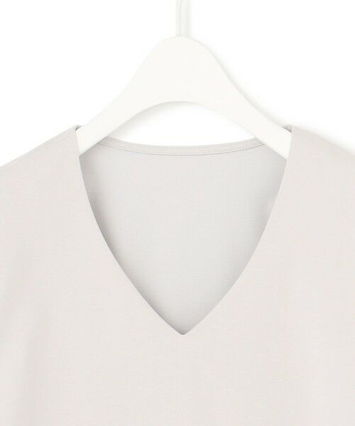 L size ONWARD(大きいサイズ) / エルサイズオンワード カットソー | 【洗える】 スーペリアジャージー Vネック半袖プルオーバー | 詳細2
