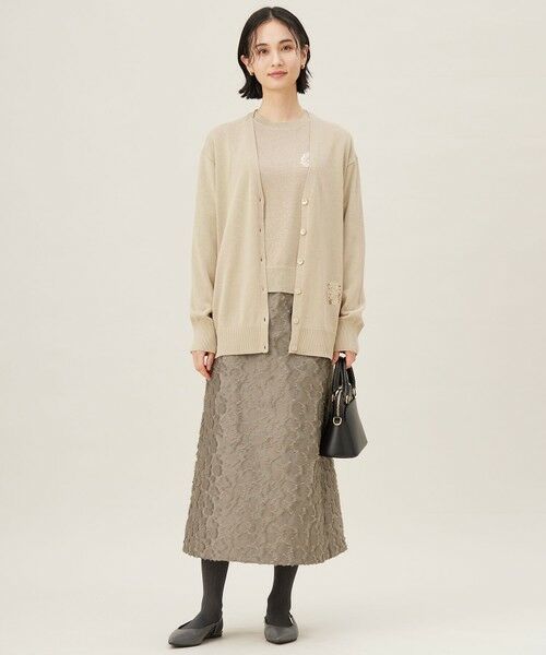 L size ONWARD(大きいサイズ) / エルサイズオンワード カーディガン・ボレロ | 【カタログ掲載・洗える】エンブレムニット カーディガン | 詳細1