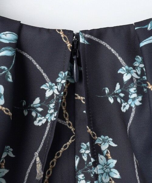 L size ONWARD(大きいサイズ) / エルサイズオンワード ロング・マキシ丈ワンピース | 【洗える】スカーフデザインプリント ワンピース | 詳細13