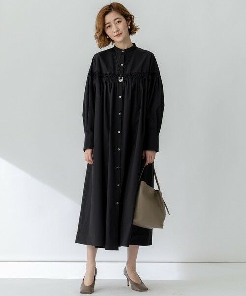 L size ONWARD(大きいサイズ) / エルサイズオンワード ロング・マキシ丈ワンピース | 【洗える】コンパクトライトクロス ピンタック ワンピース | 詳細2