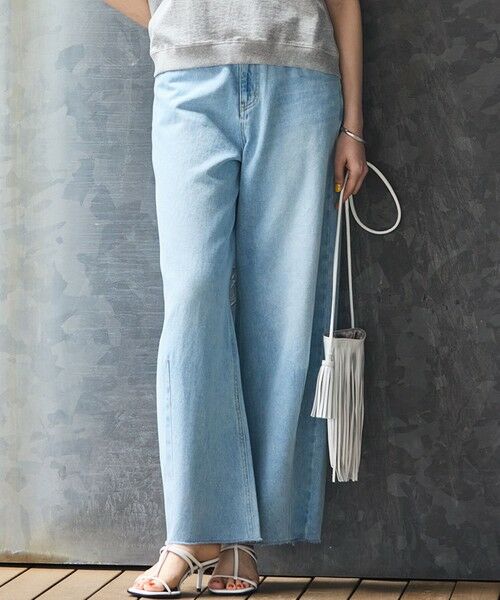L size ONWARD(大きいサイズ)/エルサイズオンワード 【SLOW/一部店舗限定】LIGHT DENIM バレルワイド パンツ スカイブルー系 46 L size ONWARD(大きいサイズ)/エルサイズオンワード 【SLOW/一部店舗限定】LIGHT DENIM バレルワイド パンツ スカイブルー系 46