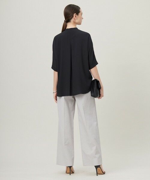 L size ONWARD(大きいサイズ) / エルサイズオンワード シャツ・ブラウス | 【人気のため新色追加・接触冷感・UVケア・速乾・洗える】BackSatinAmunzen 5分袖バンドカラーブラウス | 詳細7