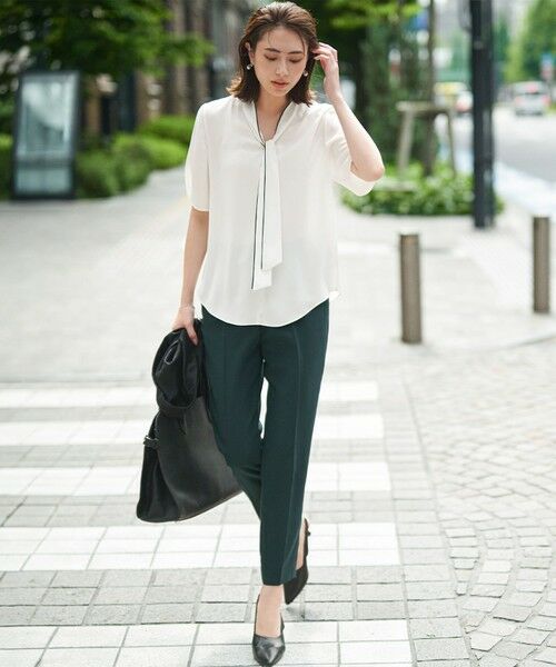 L size ONWARD(大きいサイズ) / エルサイズオンワード シャツ・ブラウス | 【人気のため新色追加・接触冷感・UVケア・洗える】BackSatinAmunzen 5分袖配色ボウタイブラウス | 詳細15