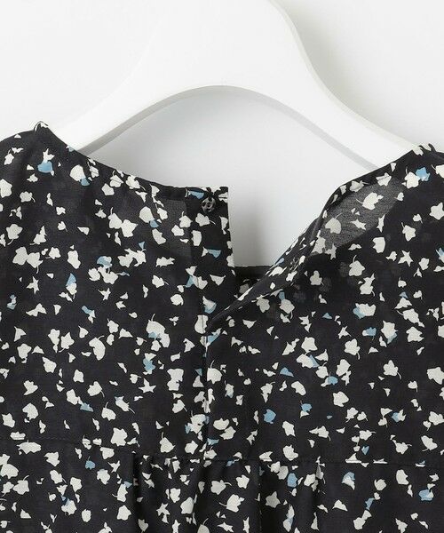 L size ONWARD(大きいサイズ) / エルサイズオンワード シャツ・ブラウス | 【洗える】スパンローンフラワープリント クルーネック ブラウス | 詳細12