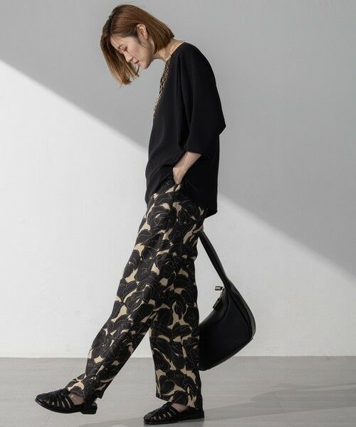 L size ONWARD(大きいサイズ) / エルサイズオンワード カットソー | 【吸水速乾/UVカット/接触冷感】ストレッチジョーゼット ドルマン カットソー | 詳細3