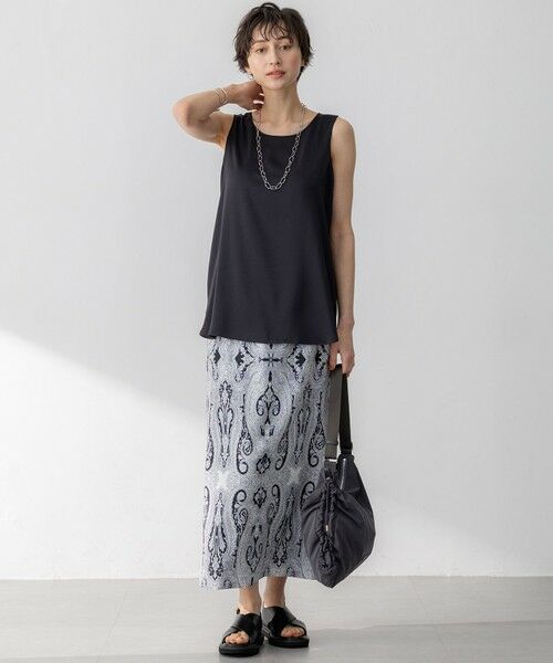 L size ONWARD(大きいサイズ) / エルサイズオンワード タンクトップ | 【Oggi5月号掲載】ミスティサテン タンクトップ | 詳細9