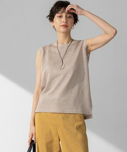 L size ONWARD(大きいサイズ)/エルサイズオンワード 【洗える】シャイニーシアー ノースリーブ ニット ベージュ系 46 L size ONWARD(大きいサイズ)/エルサイズオンワード 【洗える】シャイニーシアー ノースリーブ ニット ベージュ系 46