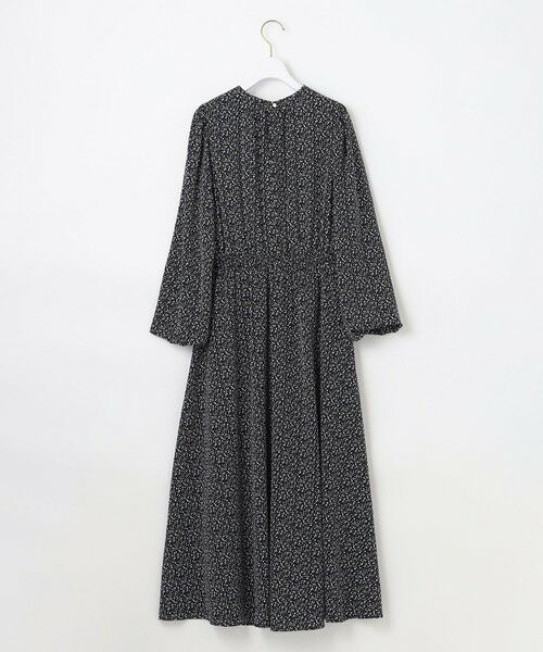 L size ONWARD(大きいサイズ) / エルサイズオンワード セットアップ | 【洗える】フラワープリントワンピース × ニットベスト セット | 詳細15