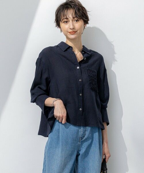 L size ONWARD(大きいサイズ)/エルサイズオンワード 【洗える】LIBECO クロップド シャツ ネイビー 46 L size ONWARD(大きいサイズ)/エルサイズオンワード 【洗える】LIBECO クロップド シャツ ネイビー 46