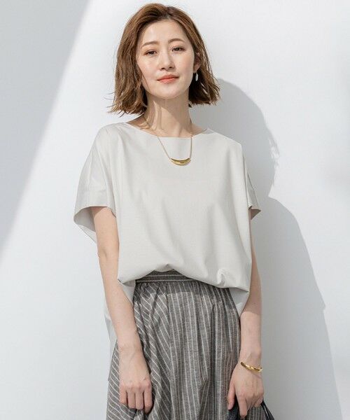 L size ONWARD(大きいサイズ)/エルサイズオンワード 【洗える】スムースデザイン フレンチスリーブ Tシャツ ベージュ系 44 L size ONWARD(大きいサイズ)/エルサイズオンワード 【洗える】スムースデザイン フレンチスリーブ Tシャツ ベージュ系 44