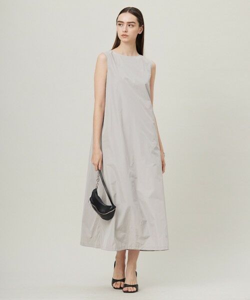 L size ONWARD(大きいサイズ) / エルサイズオンワード ロング・マキシ丈ワンピース | 【洗える】 ハイマルチメモリータフタ ワンピース | 詳細3