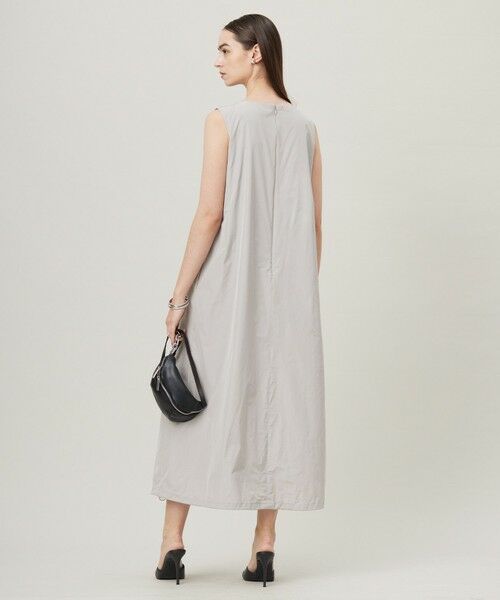 L size ONWARD(大きいサイズ) / エルサイズオンワード ロング・マキシ丈ワンピース | 【洗える】 ハイマルチメモリータフタ ワンピース | 詳細5