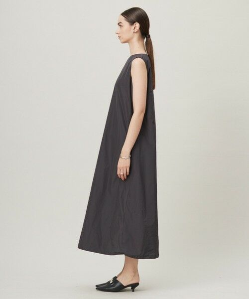 L size ONWARD(大きいサイズ) / エルサイズオンワード ロング・マキシ丈ワンピース | 【洗える】 ハイマルチメモリータフタ ワンピース | 詳細13