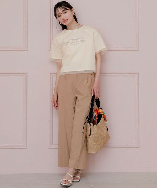 新品未使用　WAAC ストレッチ　撥水性 ホワイトパンツ　春夏秋用 ベルト付ストレッチワイドパンツ【防シワ/イージーアイロン/洗濯