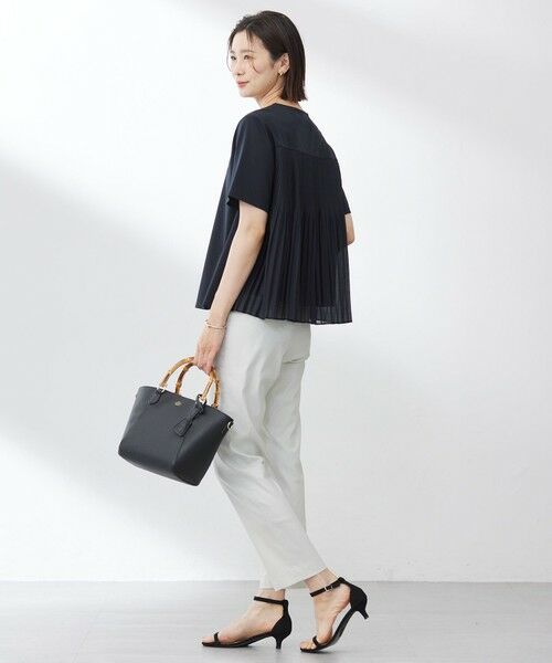 L size ONWARD(大きいサイズ) / エルサイズオンワード カットソー | 【洗える】コットンスムース バック プリーツ カットソー | 詳細14