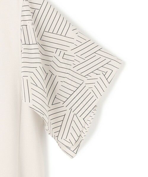 L size ONWARD(大きいサイズ) / エルサイズオンワード カットソー | 【Lサイズ限定/洗える】スカーフプリントコンビ スリーブデザイン カットソー | 詳細16