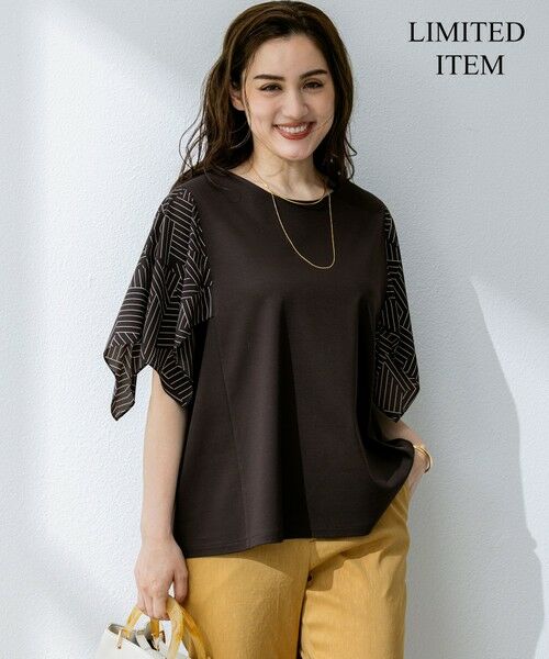 L size ONWARD(大きいサイズ)/エルサイズオンワード 【Lサイズ限定/洗える】スカーフプリントコンビ スリーブデザイン カットソー ブラウン×ベージュ 46