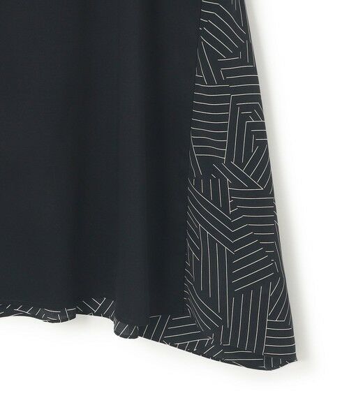 L size ONWARD(大きいサイズ) / エルサイズオンワード カットソー | 【Lサイズ限定/洗える】スカーフプリントコンビ バックフレア カットソー | 詳細7