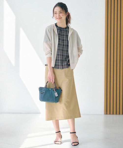 L size ONWARD(大きいサイズ) / エルサイズオンワード パーカー | 【WEB限定カラーあり・洗える】SHEER LIGHT KNIT ラメ パーカー | 詳細15