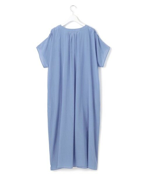 L size ONWARD(大きいサイズ) / エルサイズオンワード ロング・マキシ丈ワンピース | 【Lサイズ限定/接触冷感/速乾性/洗える】エアリーブライトローン Vネックワンピース | 詳細16