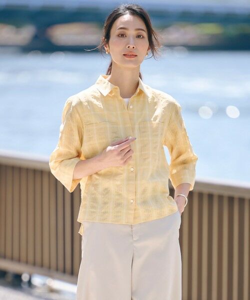 L size ONWARD(大きいサイズ)/エルサイズオンワード 【洗える】SHEER チェック シャツ ブラウス マリーゴールド系 T15 L size ONWARD(大きいサイズ)/エルサイズオンワード 【洗える】SHEER チェック シャツ ブラウス マリーゴールド系 T15