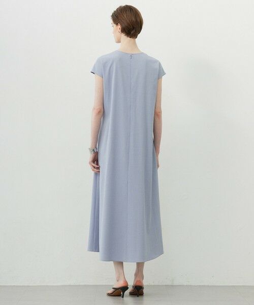 L size ONWARD(大きいサイズ) / エルサイズオンワード ロング・マキシ丈ワンピース | 【ASUMI・MANAMIコラボ 丈が選べる】タックデザインワンピース | 詳細4