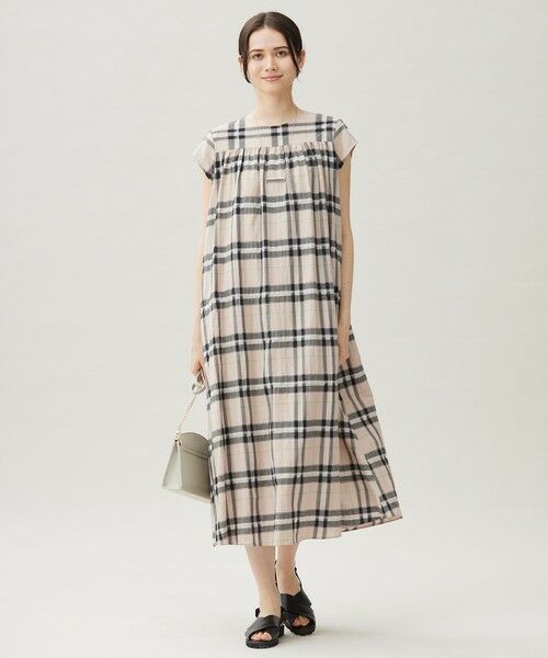 L size ONWARD(大きいサイズ) / エルサイズオンワード ロング・マキシ丈ワンピース | 【カタログ掲載・洗える】シアーブライトチェック ワンピース | 詳細2