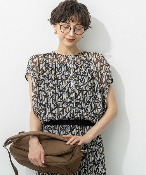 L size ONWARD(大きいサイズ)/エルサイズオンワード 【洗える】Ratti アブストラクトプリント ブラウス ブラックプリント 46