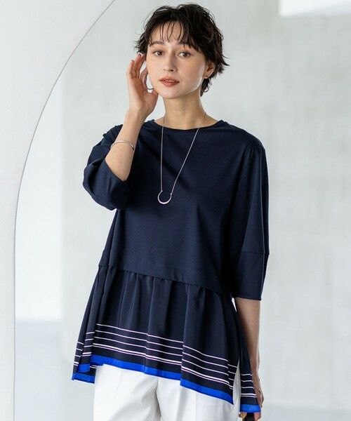 L size ONWARD(大きいサイズ)/エルサイズオンワード 【汗じみ防止加工】スカーフプリントコンビ ヘムデザイン チュニック ネイビー×ミッドナイトブルー 46 L size ONWARD(大きいサイズ)/エルサイズオンワード 【汗じみ防止加工】スカーフプリントコンビ ヘムデザイン チュニック ネイビー×ミッドナイトブルー 46