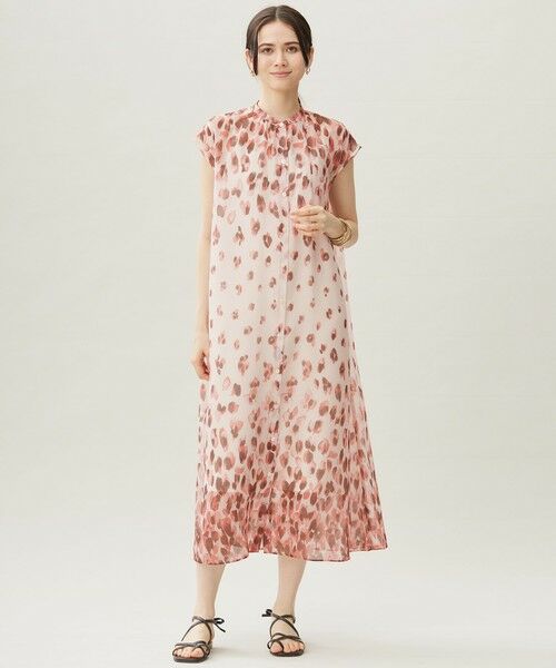 L size ONWARD(大きいサイズ) / エルサイズオンワード ロング・マキシ丈ワンピース | 【カタログ掲載・洗える】グラデーションペタルプリント ワンピース | 詳細2