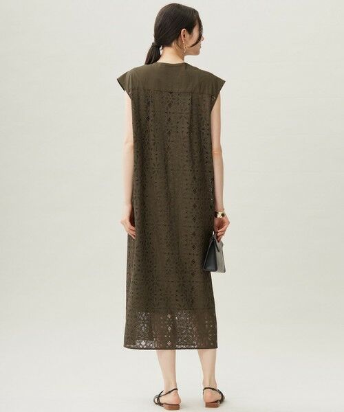 L size ONWARD(大きいサイズ) / エルサイズオンワード ロング・マキシ丈ワンピース | 【洗える】フラワータイルレース ワンピース | 詳細13