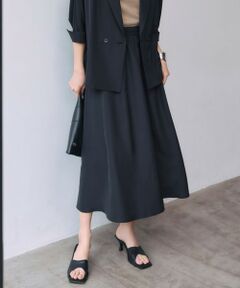 23区の大きいサイズ48洗えるブラウン色スカート 23区 【洗える】レザーライクサテン プリーツスカート