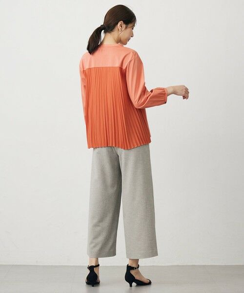 L size ONWARD(大きいサイズ) / エルサイズオンワード カットソー | コンパクトトリコット バックプリーツ カットソー | 詳細2