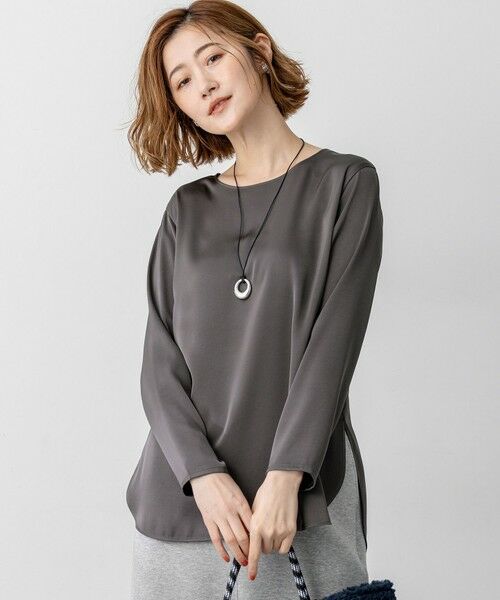 L size ONWARD(大きいサイズ)/エルサイズオンワード 【洗える】サテン ロングスリーブ Tシャツ グレー系 44 L size ONWARD(大きいサイズ)/エルサイズオンワード 【洗える】サテン ロングスリーブ Tシャツ グレー系 44