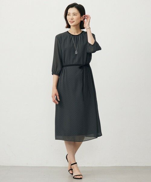 L size ONWARD(大きいサイズ) / エルサイズオンワード ロング・マキシ丈ワンピース | 【洗える】ドットフロッキープリント ワンピース | 詳細3